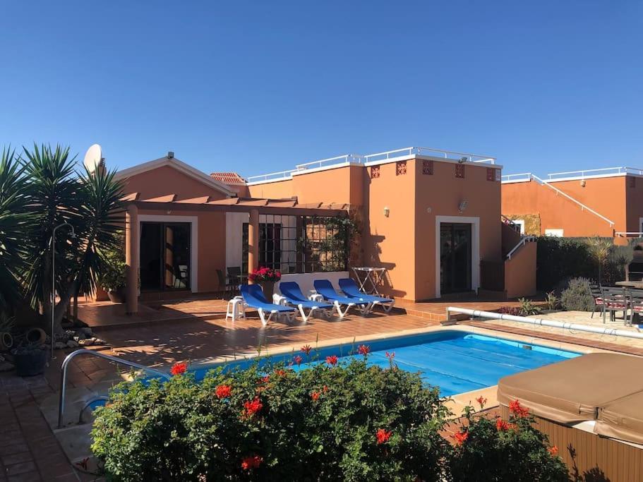 Casa Piedra, Luxury Family Front Line Golf, Hot Tub,Pool Table, 8 Pers, Caleta De Fusteヴィラ エクステリア 写真
