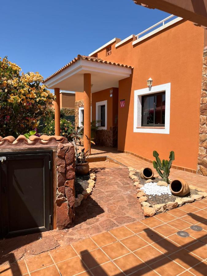 Casa Piedra, Luxury Family Front Line Golf, Hot Tub,Pool Table, 8 Pers, Caleta De Fusteヴィラ エクステリア 写真